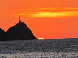 BANCO DE IMAGEN - ATARDECER TAGANGA